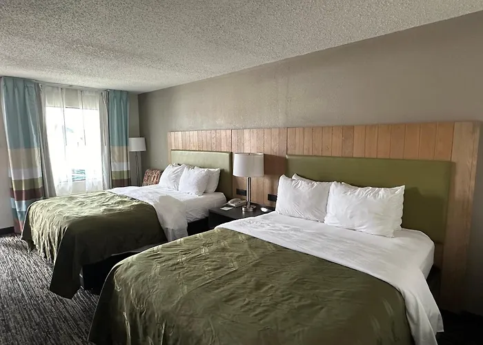 Quality Inn Calhoun North I-75